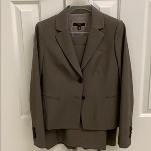 Ann Taylor skirt suit